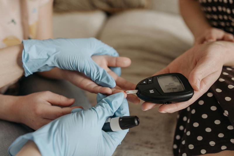 Beyond Blood Sugar: How Continuous Glucose Monitoring is Transforming Diabetes Outcomes in 2026