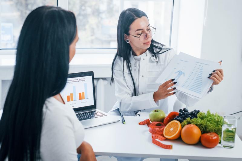 Intermittent Fasting & Circadian Nutrition: Evidence-Based Protocols for Metabolic Health & Longevity